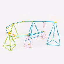 Strawbees STEAM Classroom Kit